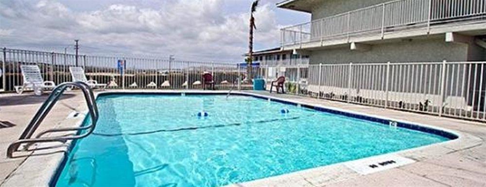 ויקטורוויל Hilltop Inn & Suites מראה חיצוני תמונה